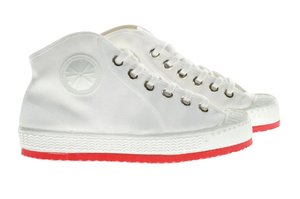 pijp Acteur verdacht Cebo White Sneakers - Red Outsole | Cebo-schoenen.be