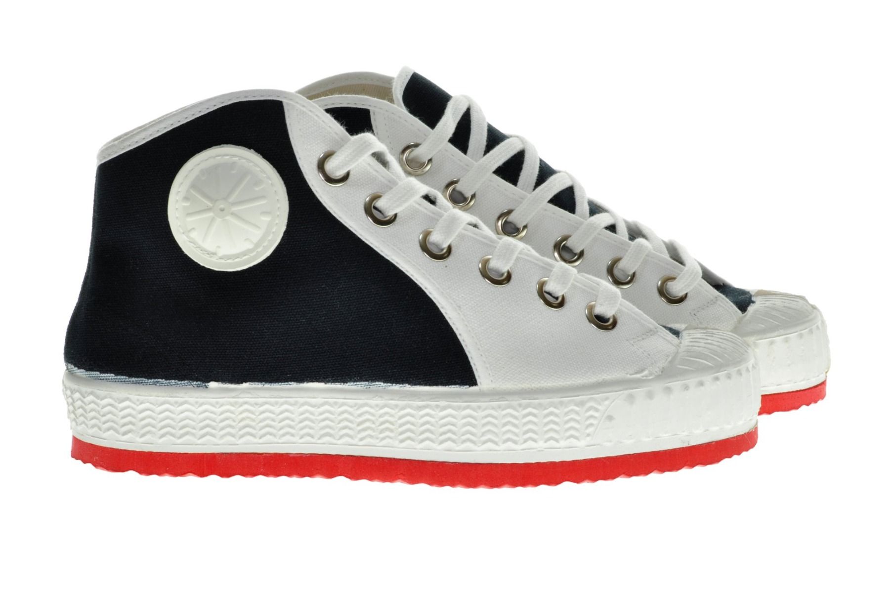 Cebo Classics Black & White - Red Outsole
